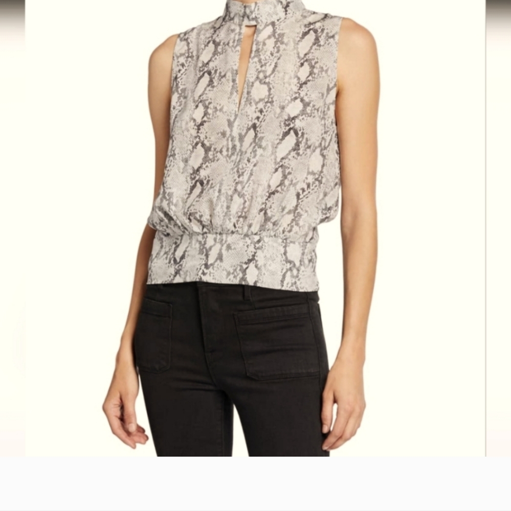 Frame Denim Gray and White Sleeveless High Low Blouse